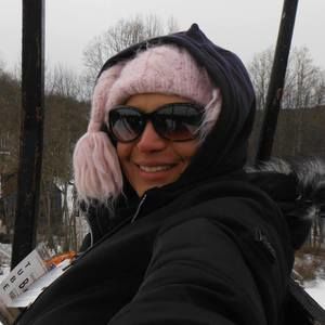 Meet your Posher, Andrea